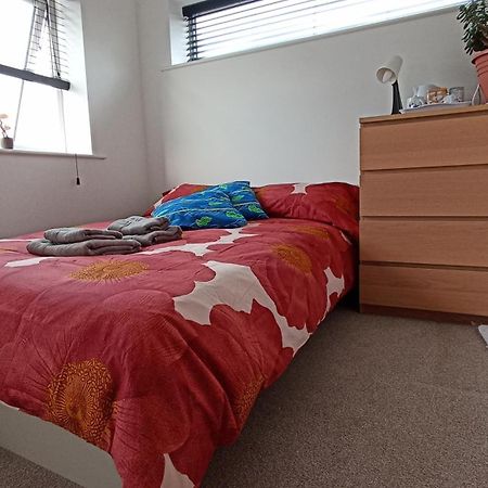 Bed and Breakfast Arena House Манчестер Экстерьер фото