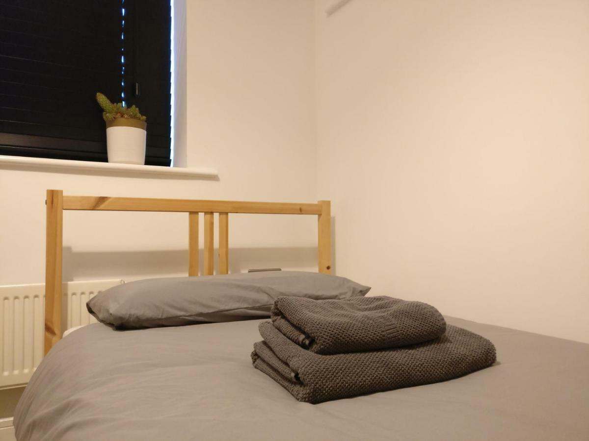 Bed and Breakfast Arena House Манчестер Экстерьер фото